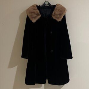 [Borglaska Stall] Vintage Faux Fur Coat with Light Brown Mink Collar Size S